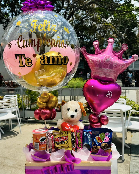 Arreglo con Peluche, Globos y Golosinas – Endulza tu Merienda