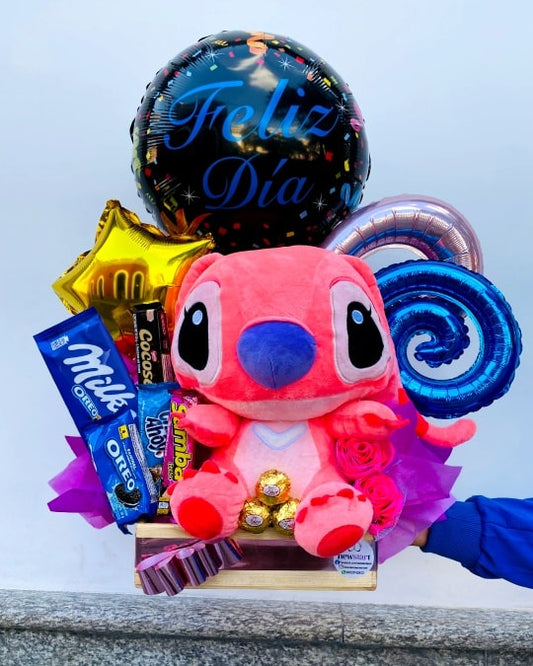Arreglo con Stitch Rosa de 45 cm, Globos y Golosinas – Arreglo Stitch