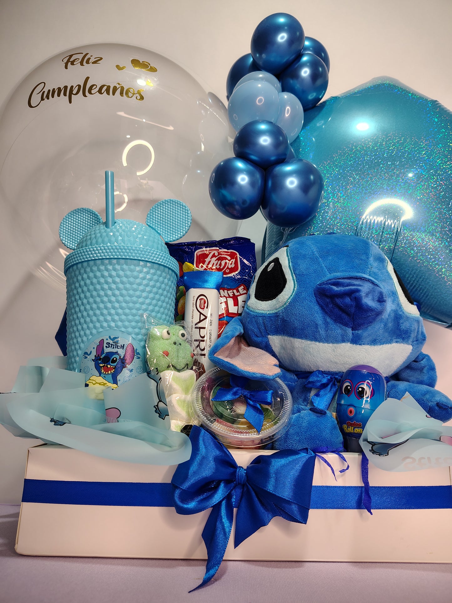 Box Stitch Cumpleaños con Peluche, Termo y Golosinas – Regalo Original