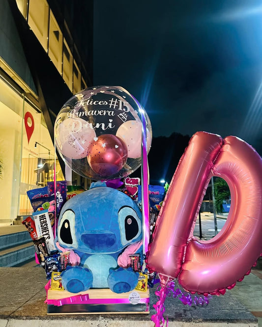 Arreglo con Stitch Gigante, Golosinas y Globo Burbuja – Stitch 65 cm