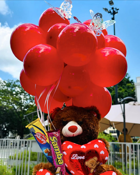 Arreglo con Globos, Peluche y Golosinas – Tierno y Dulce
