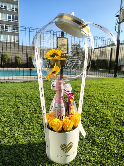 Box Just for You con Rosas, Champagne y Chocolate – Flores Amarillas en Santiago